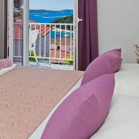 Apartment Forr - Hvar, Croatia