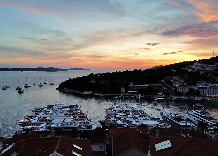 Forr - Hvar, Croatia Apartment *