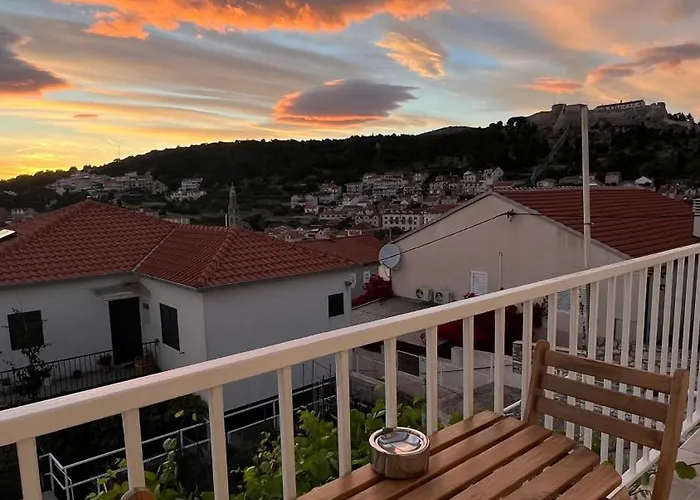 Apartment Forr - Hvar, Croatia *