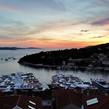 Forr - Hvar, Croatia Apartmán *